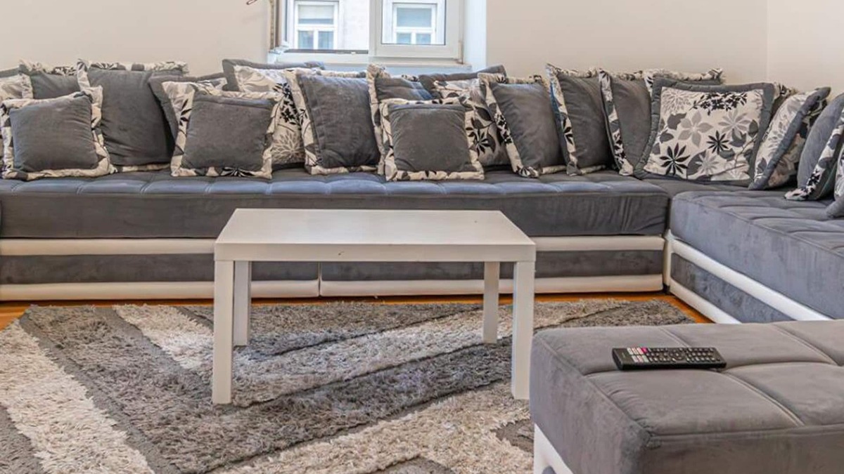 Penzing Apartment | Charming 2BR+1LR - Near Villa Gustav Klimt