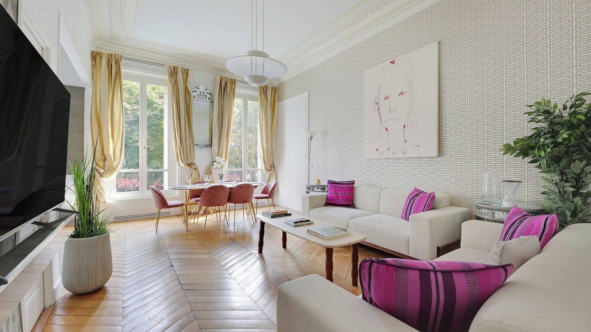 Champs-Elysees Apartment | Charming 2BR/4P - Georges V/Champs-Élysées