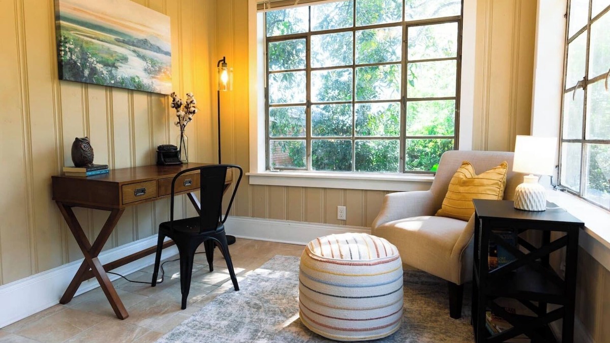 Montgomery Cottage | Charming 2BR Pet-Friendly Cottage | Near Capitol