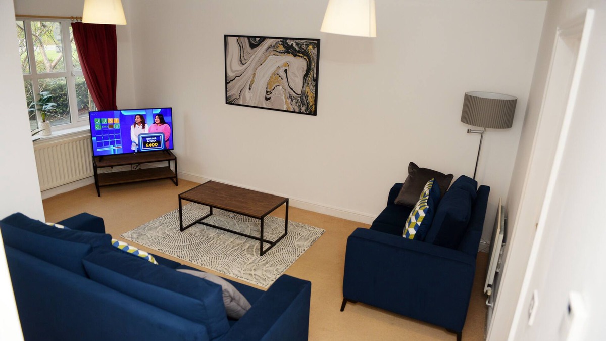 Stoke Gifford House | Charming 3 bed house in Bristol