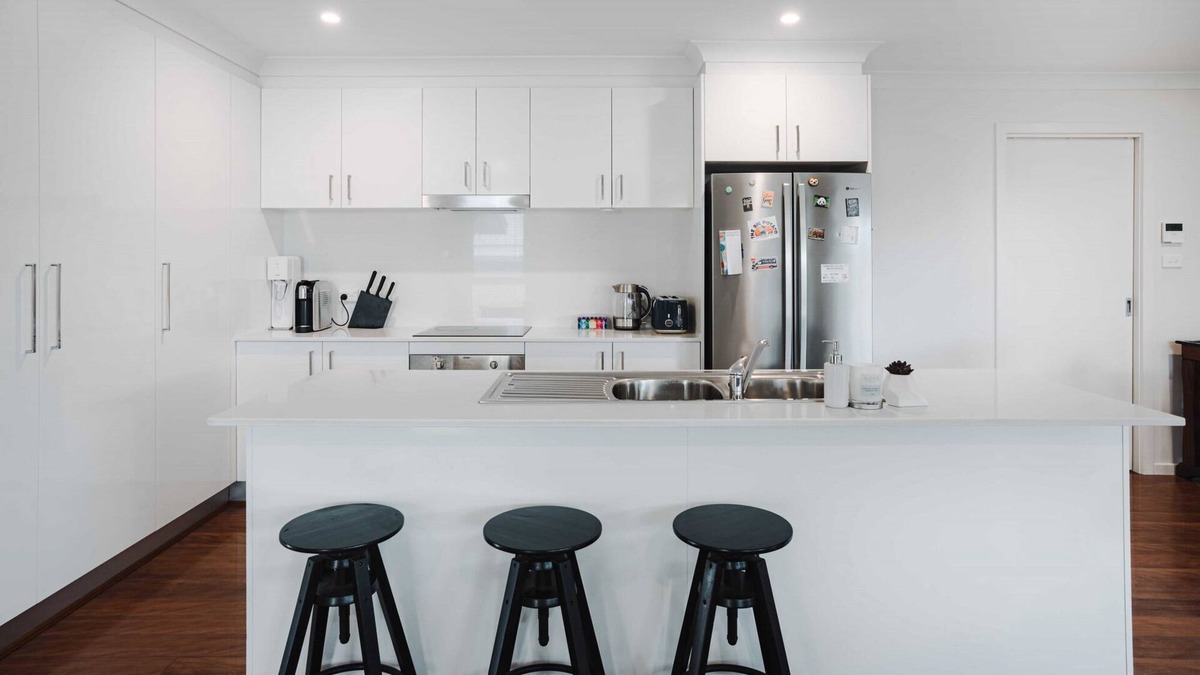 Coombs House | Charming 3-Bed Home with Everything You Need
