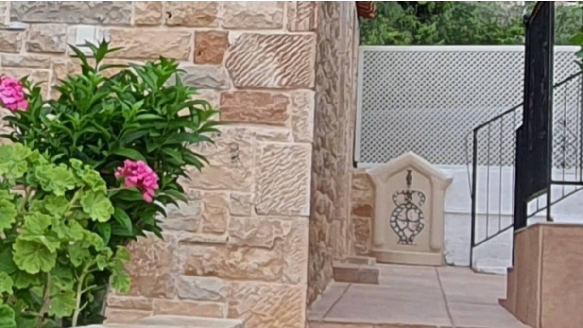 Tiros House | Charming 3-Bed House in Tyros