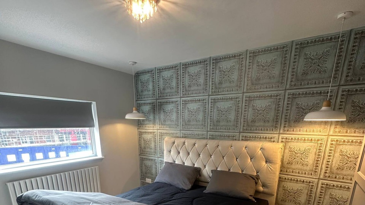Hunton Bridge House | Charming 3-Bedroom Farmhouse-Style Retreat in Abbots Langley Village