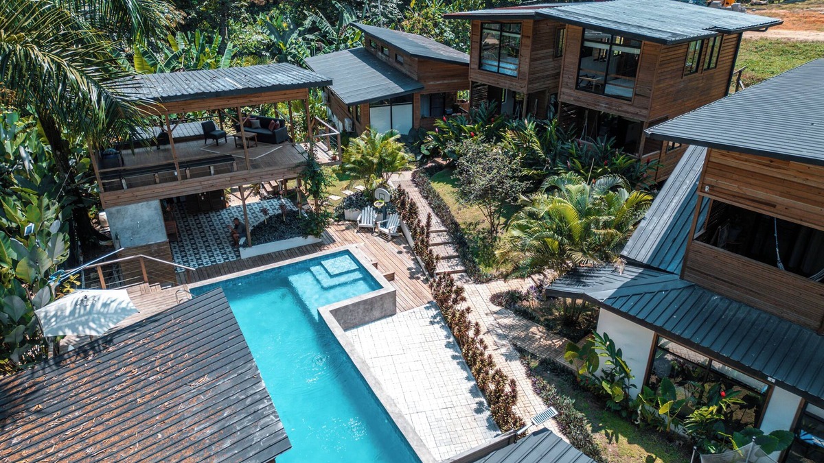 Bocas del Toro House | Charming 3-bedroom house w/pool, walking distance to the ocean at Bocas del Toro