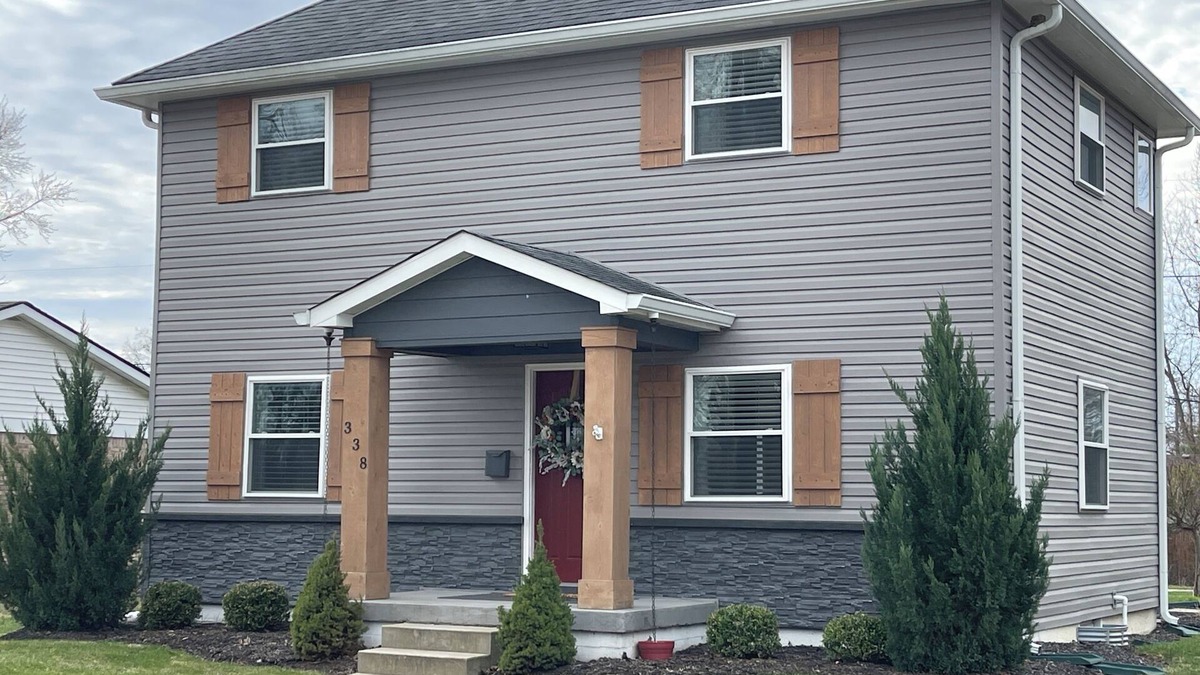 Fortville House | Charming 3-bedroom, 2-12/bath house with AC, WiFi in peaceful Fortville