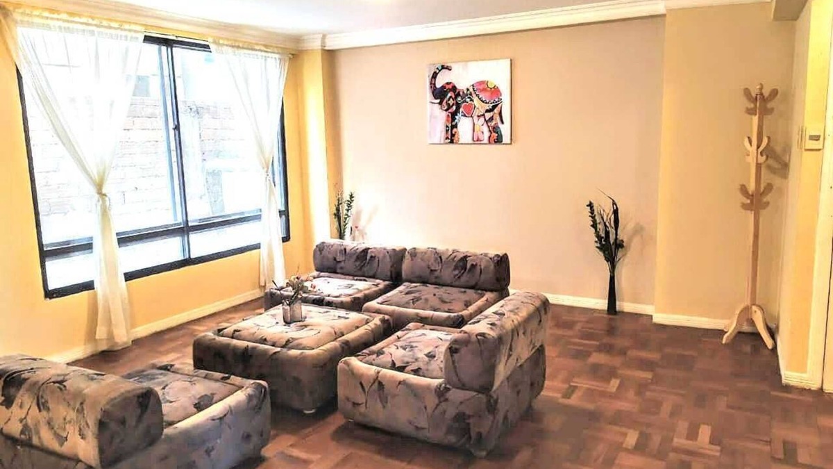 Downtown La Paz Apartment | Charming 3-bedroom apartment in La Paz with AC, WiFi