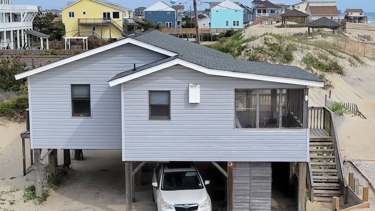 South Nags Head Cottage | Charming 3-Bedroom Beachfront Cottage on the Outer Banks