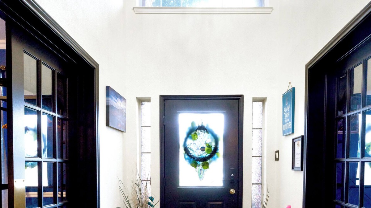 Allen House | Charming 3-bedroom guest house with WiFi, AC in tranquil Allen