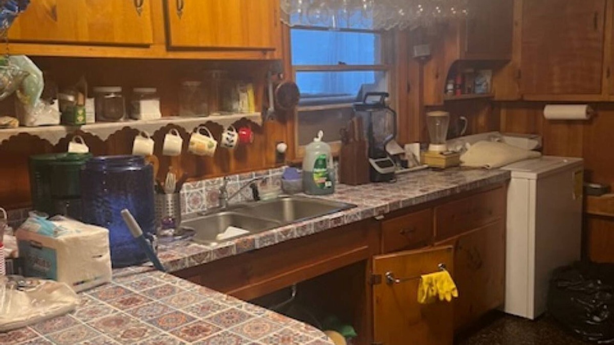 Jefferson Manor House | Charming 3-bedroom house with AC, fitness room, WiFi in Alexandria with pool