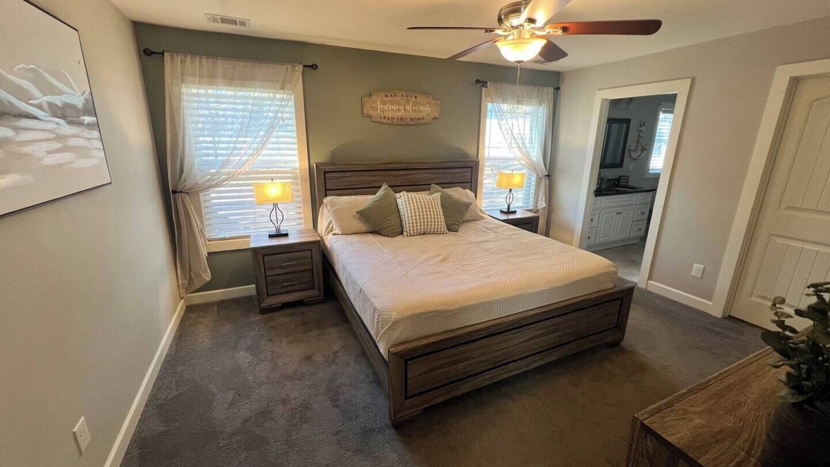Greenville - Spartanburg House | Charming 3-bedroom house on private lot in Greenville