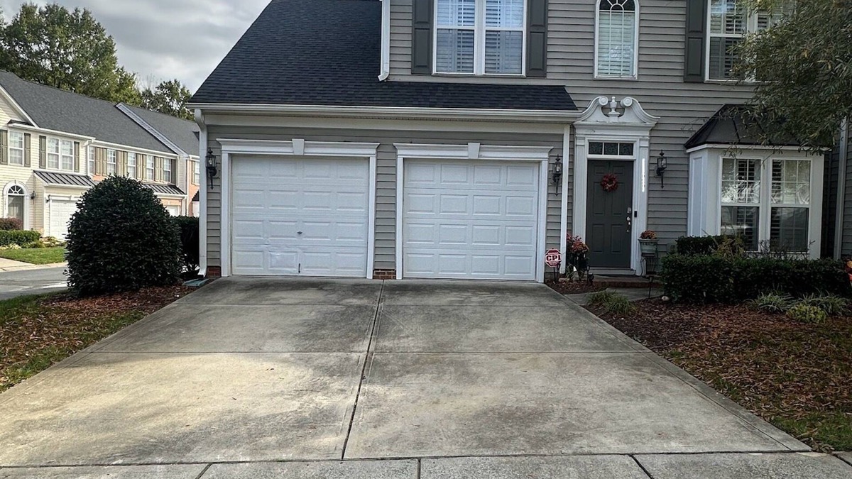 Brown Road House | Charming 3-bedroom house in wonderful Charlotte