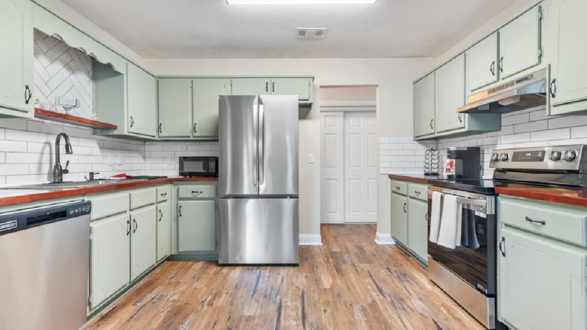Covington House | Charming 3-bedroom house with WiFi and AC in Covington.