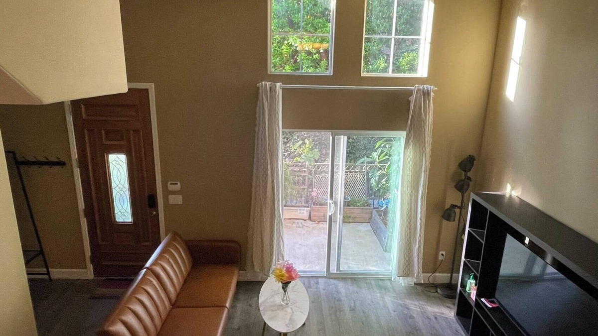 Fremont House | Charming 3-bedroom home with central AC/heating in safe and lovely Fremont
