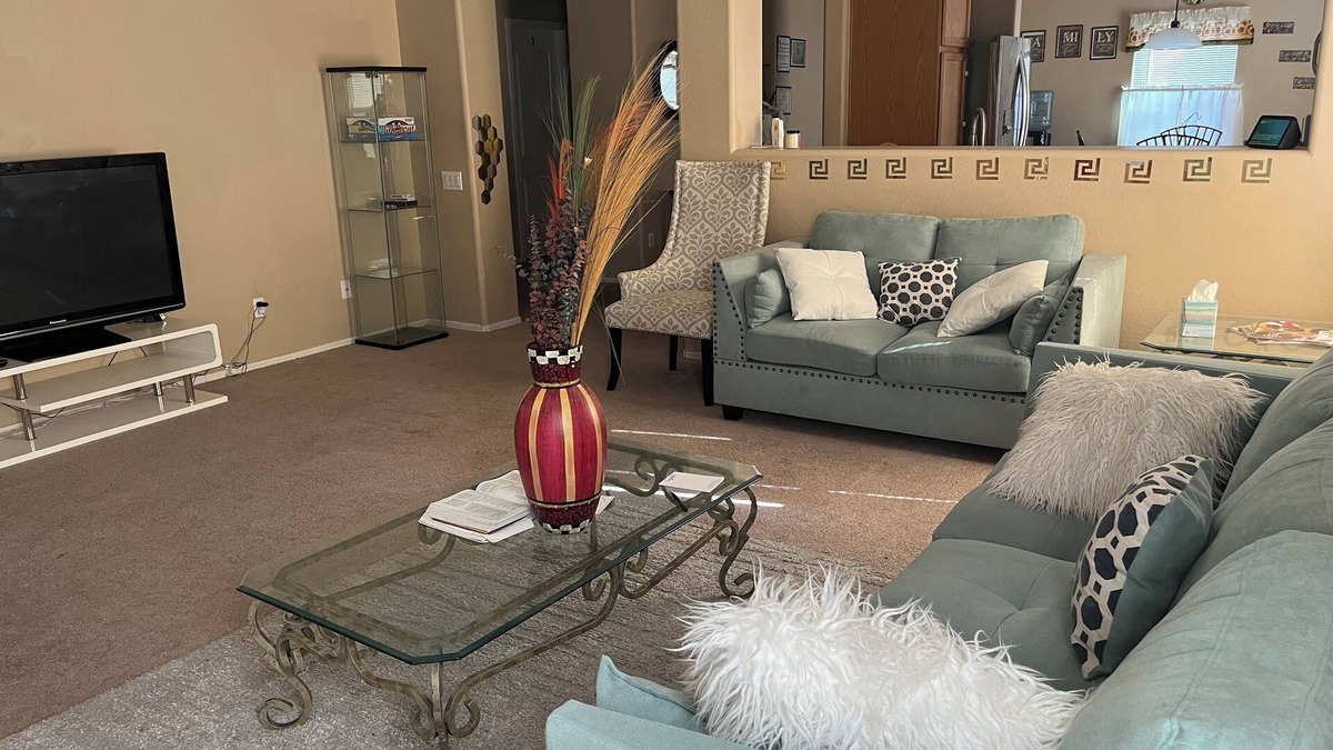 Maricopa House | Charming 3-bedroom house with WiFi and AC in Maricopa