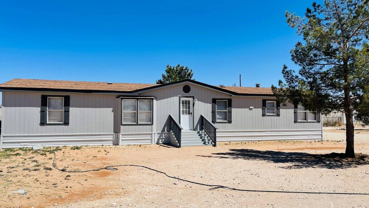 Monahans House | Charming 3-bedroom house in Monahans