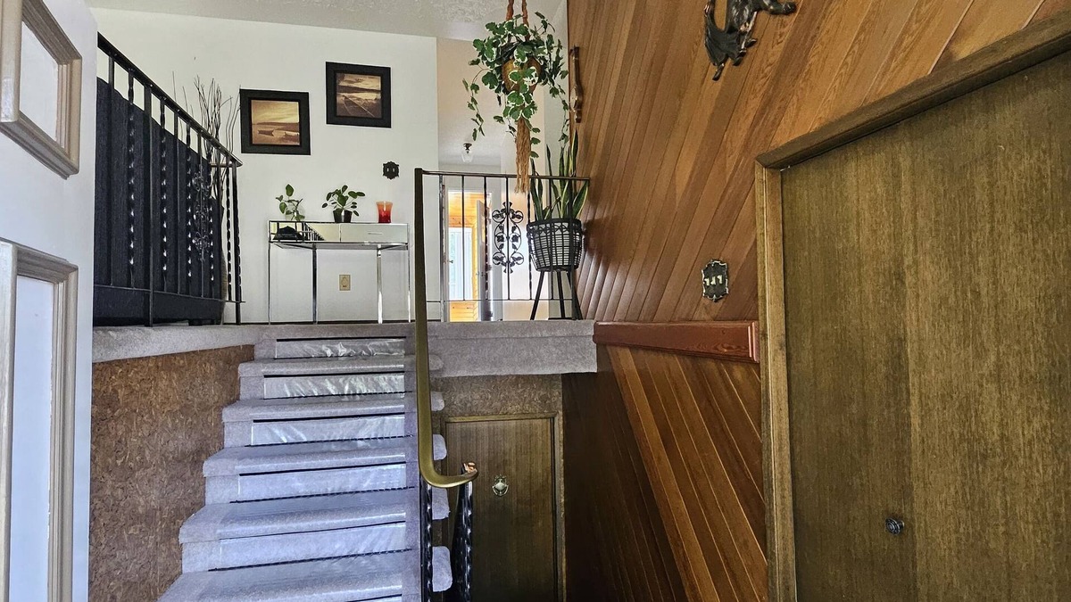 Regina House | Charming 3-bedroom house with WiFi, in Regin, spacious, calm and lovely space