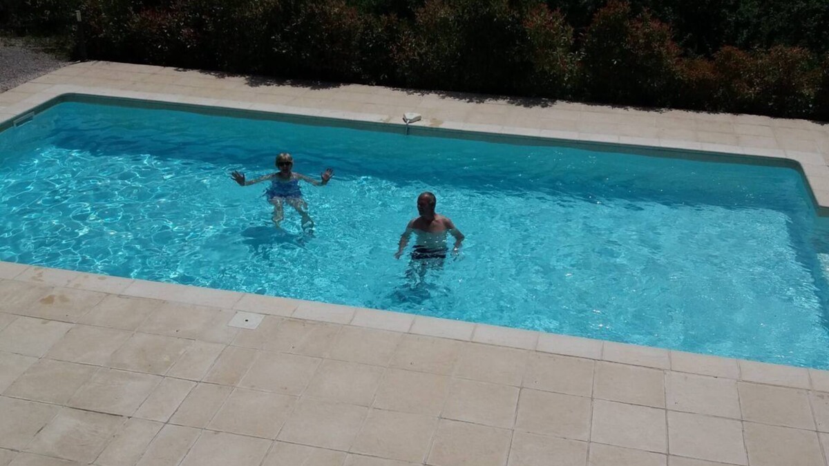 Salviac House | Charming 3-bedroom house near Salviac with heated swimming pool and wifi