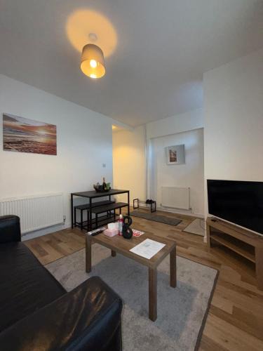 Grangetown House | Charming 3-Bedroom house