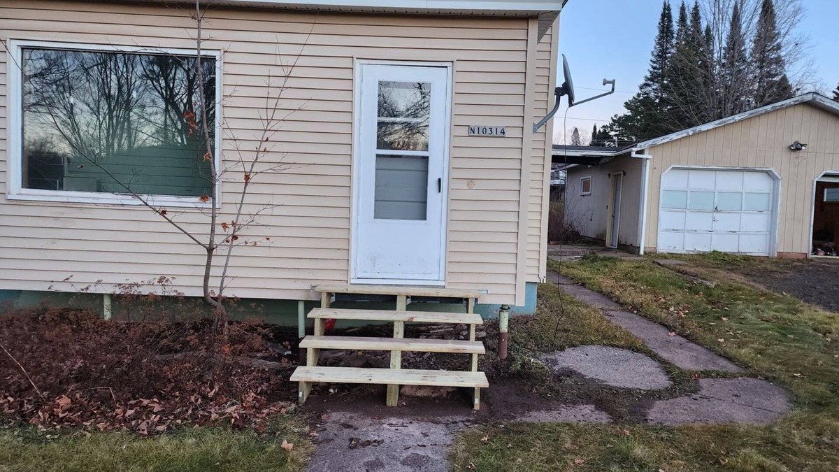 Ramsay House | Charming 3-bedroom house near snowmobile trails
