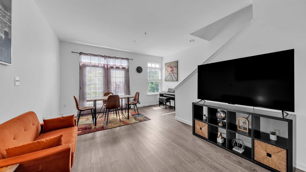Bellevue House | Charming 3-bedroom townhome with AC, WiFi, Free Parking in lovely Washington, DC