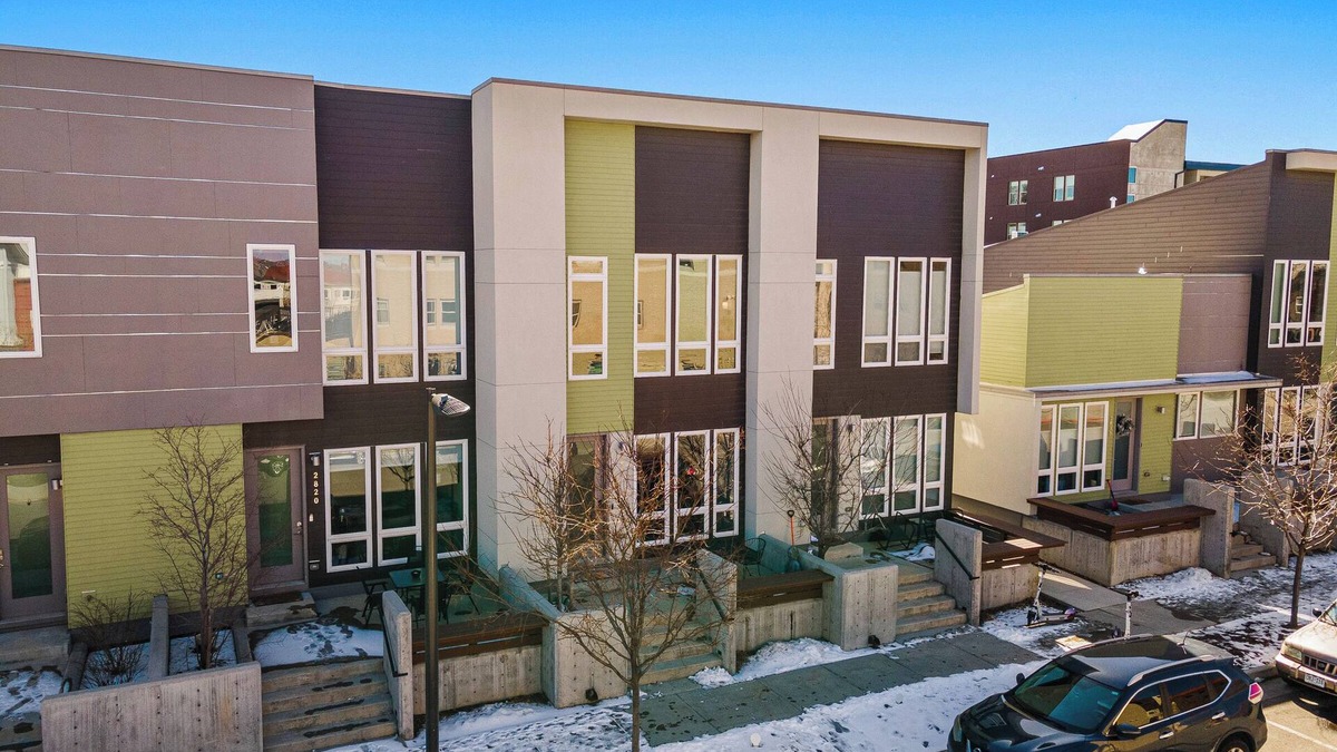 Chaffee Park House | Charming 3-bedroom townhome with fitness room and AC in gorgeous Denver