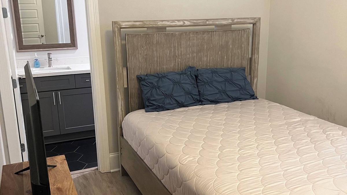Seventh Ward House | Charming 3-bedroom house in lovely New Orleans with WiFi, 8 min drive downtown