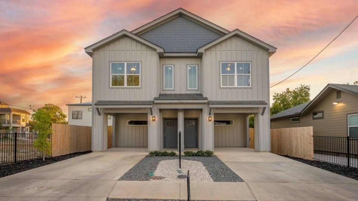 Denver Heights House | Charming 3-bedroom house with WiFi, AC in fabulous San Antonio