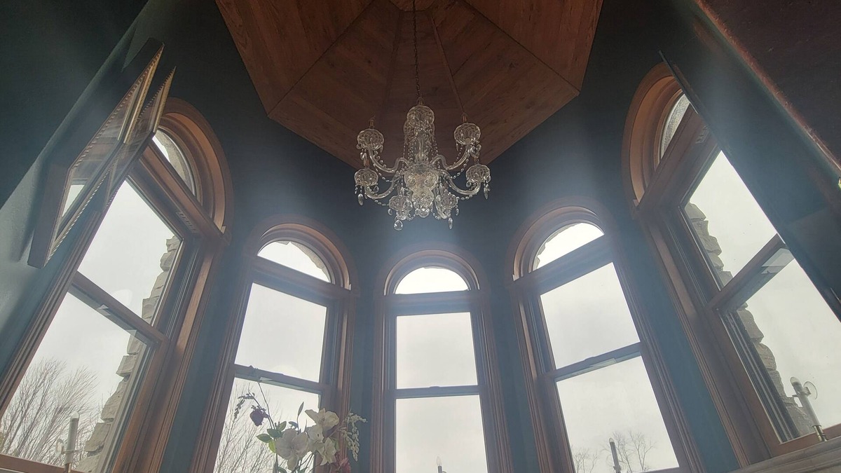 Van Dyne House | Charming 3-bedroom Villa on Lake Winnebago