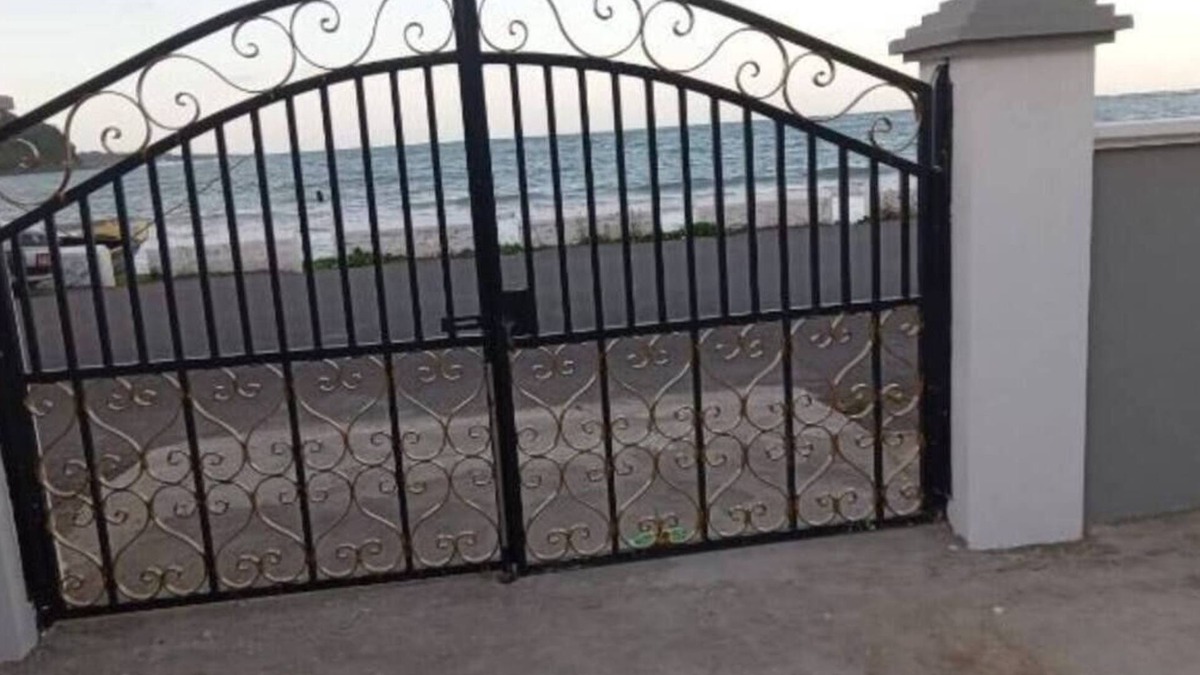 Port Maria House | Charming 3-bedrooms house in lovely Port Maria with AC, and WiFi and hot water