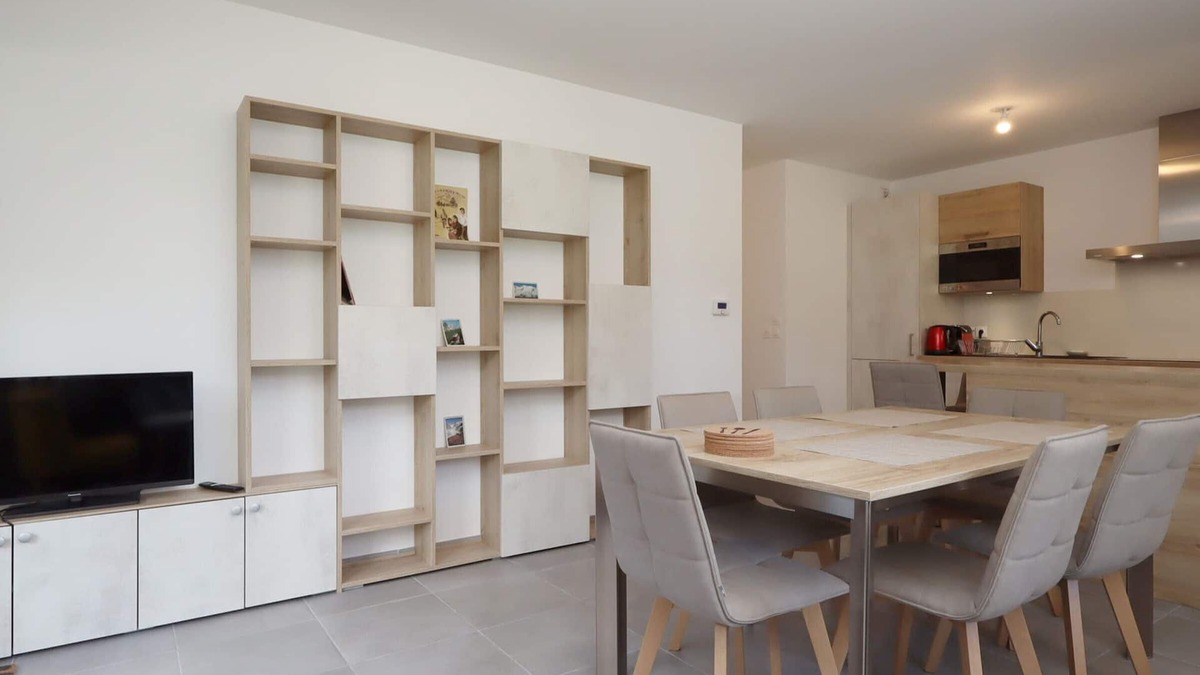 Servoz Apartment | Charming 3-BR Apartment with Terrace and Garage in Serene Servoz, Ideal for Families/Friends