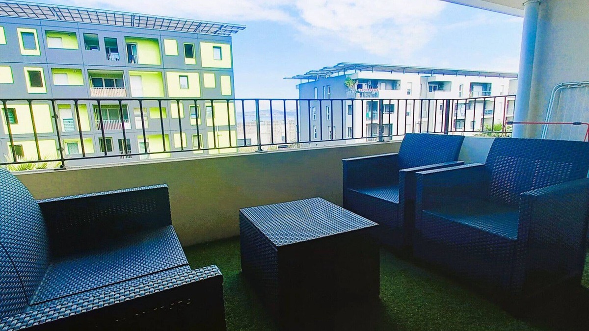 Sete Apartment | Charming 3-Room Apartment in Sète with Balcony, Parking, and Close to Beach