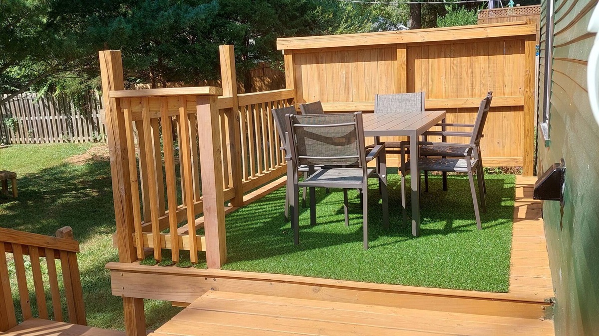Grandview House | Charming 3BR 1BA House W BBQ Deck & Garden Sleeps 6 in Down Town Grandview