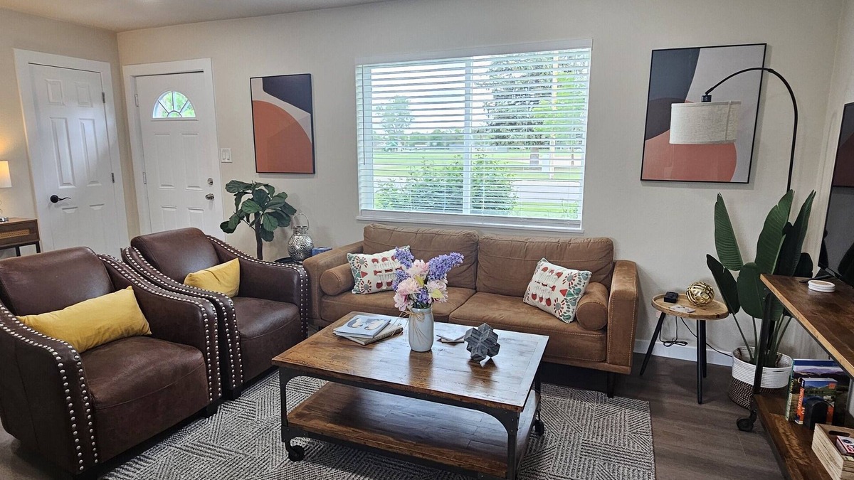 Aurora House | Charming 3BR home with AC near Aurora medical campus, parks & hospitals