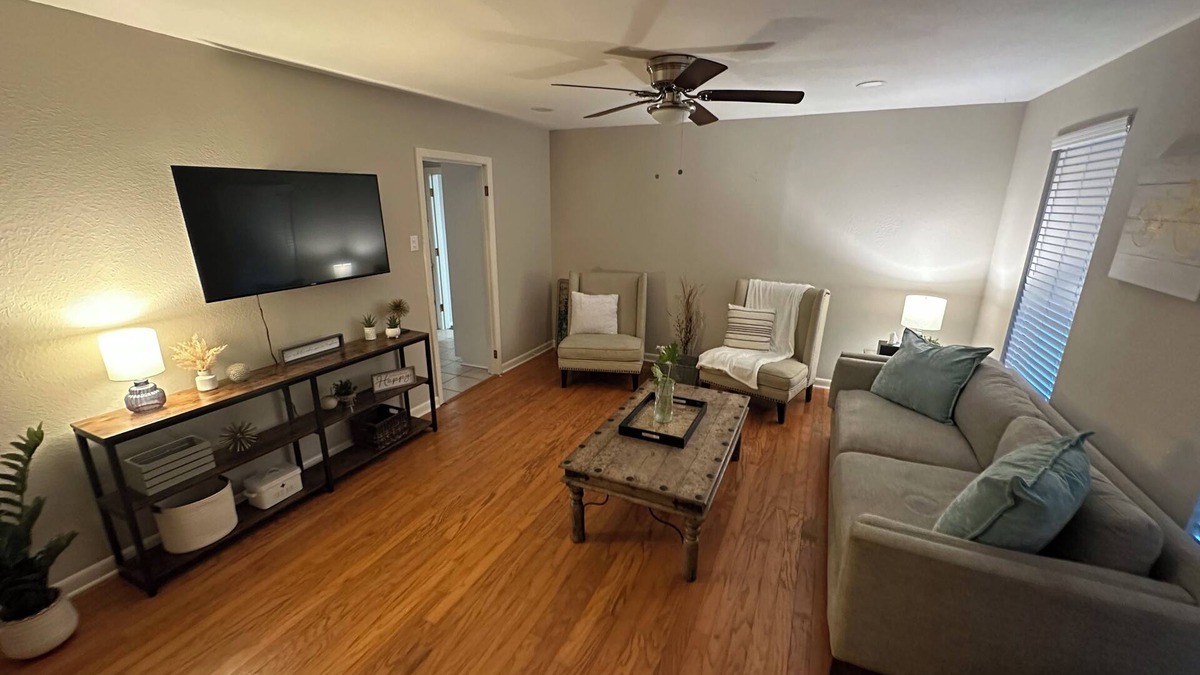 Westminster House | Charming 3BR in Baton Rouge