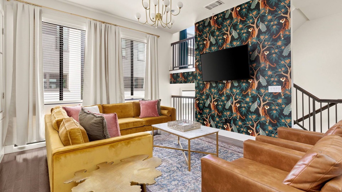 Tobin Hill House | Charming 3BR Townhome with Rooftop Views & Modern Luxury