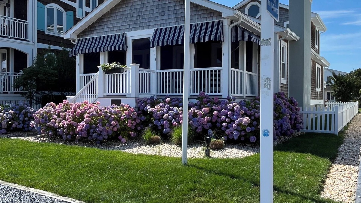 Bethany Beach Cottage | Charming 4-bedroom cottage just steps from the beach and town!