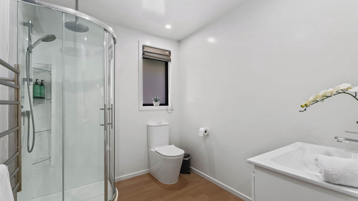 Lower Shotover House | Charming 4-bedroom house in lovely Queenstown with WiFi, AC