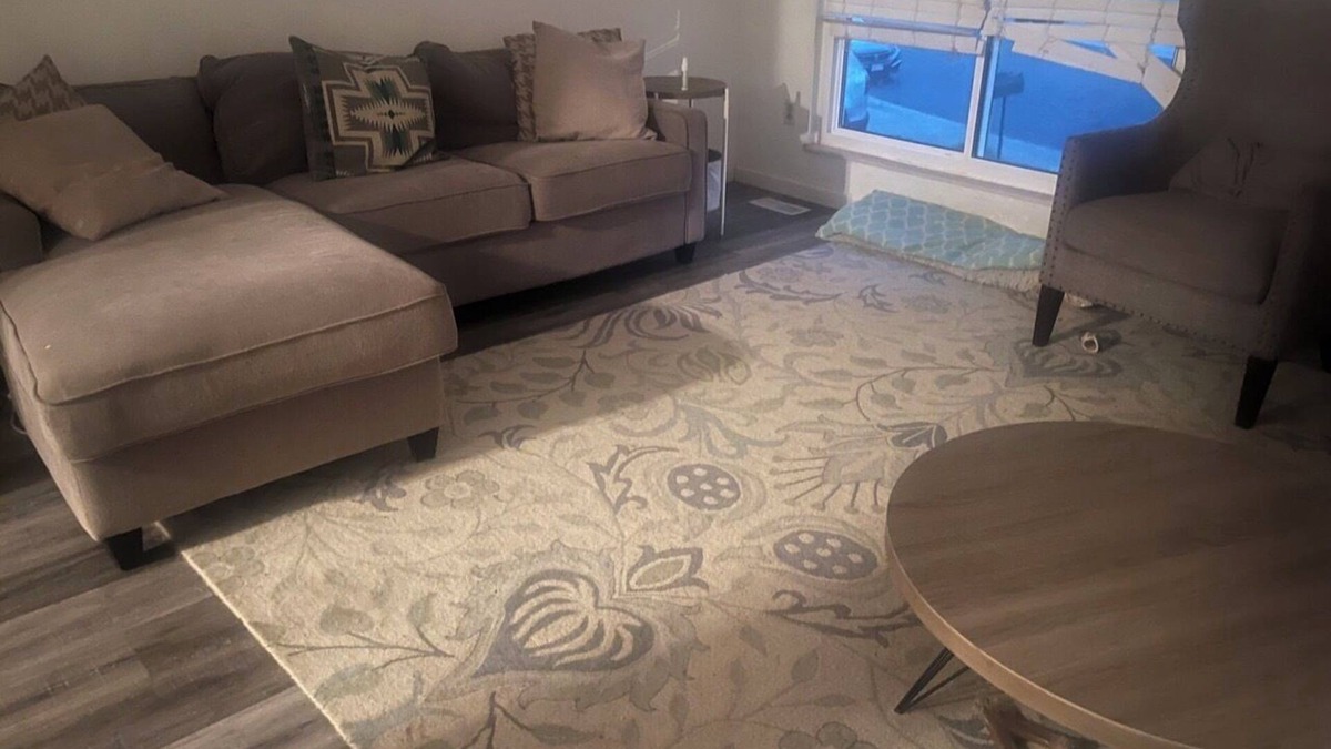 Lafayette House | Charming 4-bedroom house in Lafayette with AC two rooms available