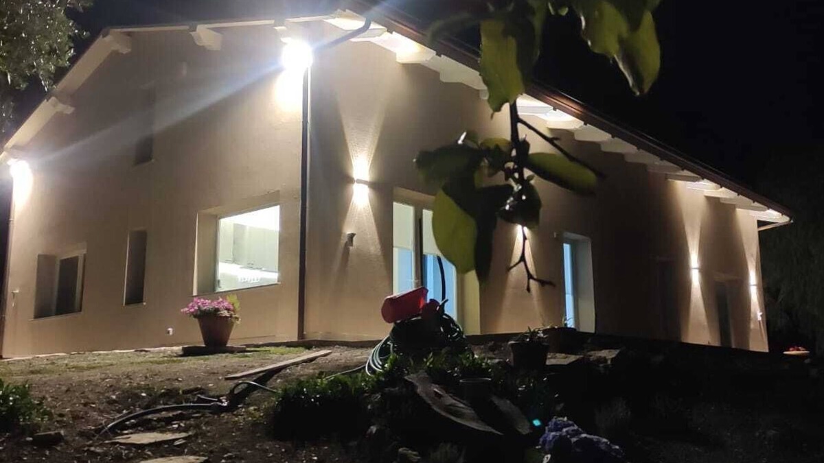 Capannori House | Charming 4-bedroom house with AC and WiFi in serene San Gennaro, fantastic view