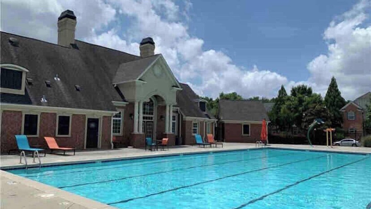 Atlanta House | Charming 4 Bedroom Townhouse with 3 Levels