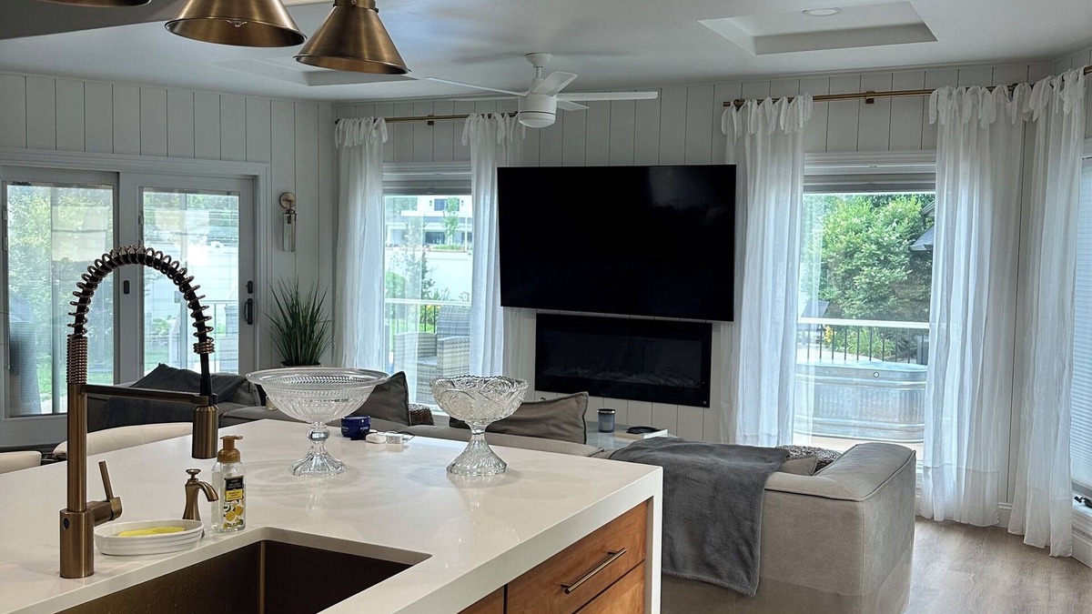 Wall House | Charming 4-bedroom retreat with pool in lovely Spring Lake free street parking