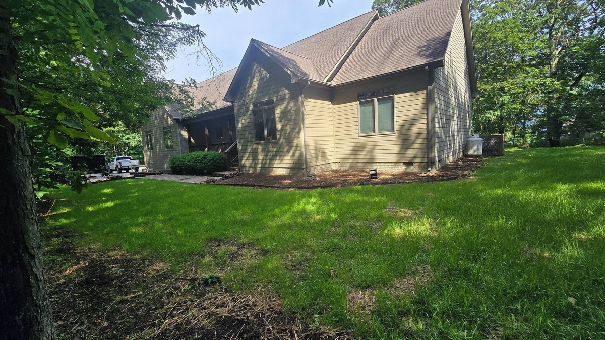 Nellysford House | Charming 4bedroom single story home in Wintergreen VA. 2Primary suites, flat lot