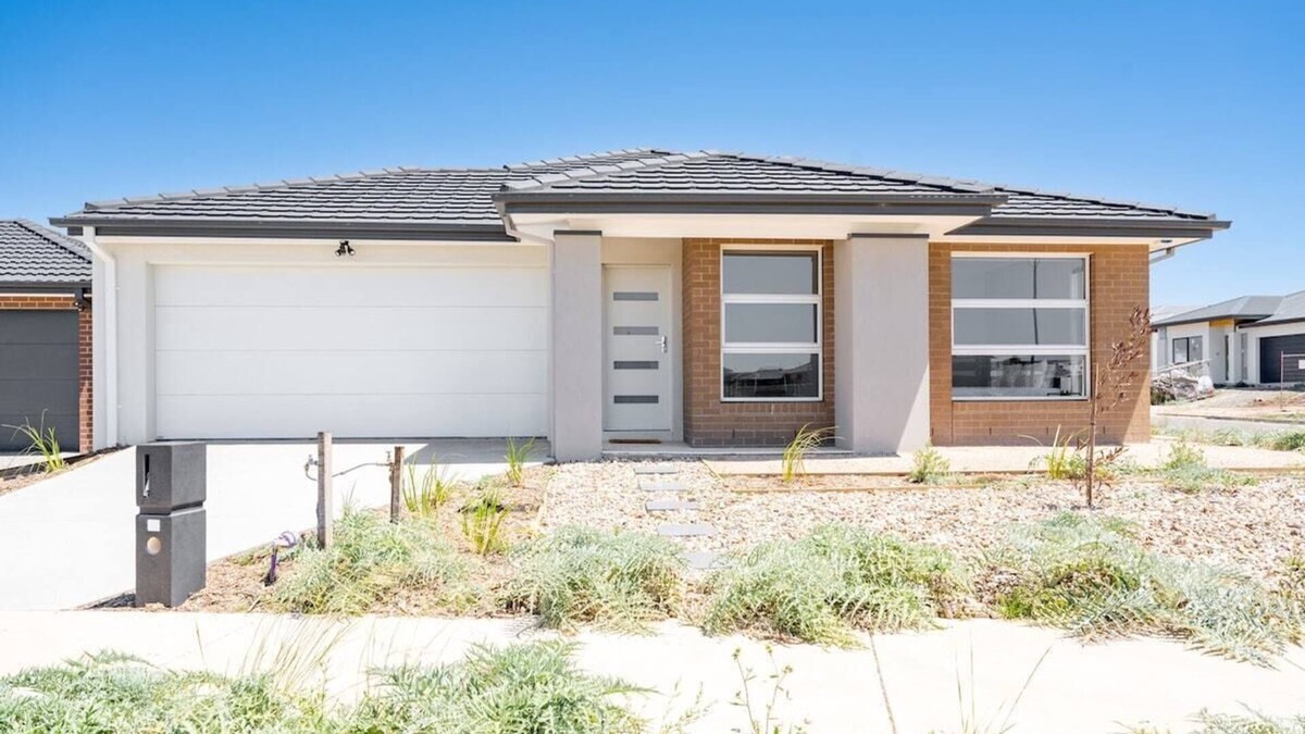 Mambourin House | Charming 4BR House With Everything