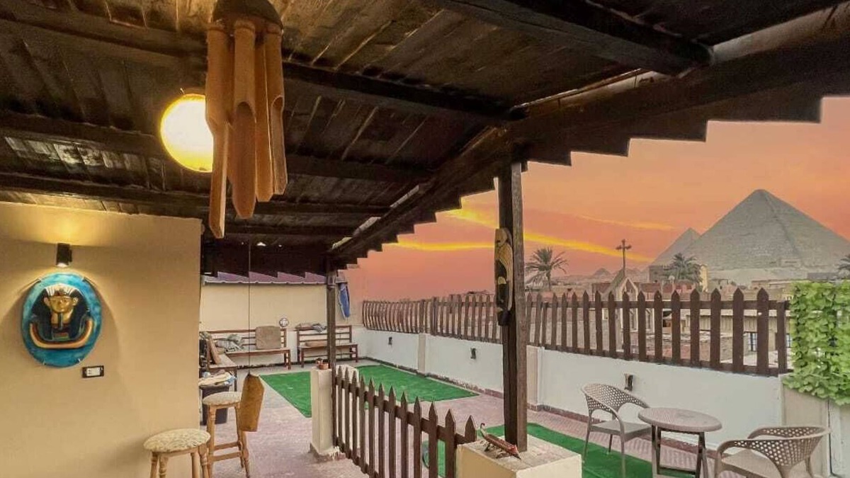 Al Haram Bed & Breakfast | Charming 5-bedroom bed & breakfast with WiFi, fitness room in Giza Governorate