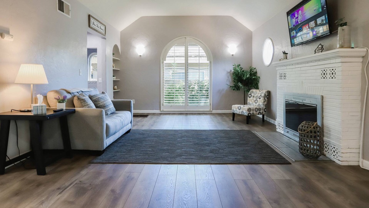 Carmichael House | Charming 5BR in Carmichael w/ Private Patio & Yard