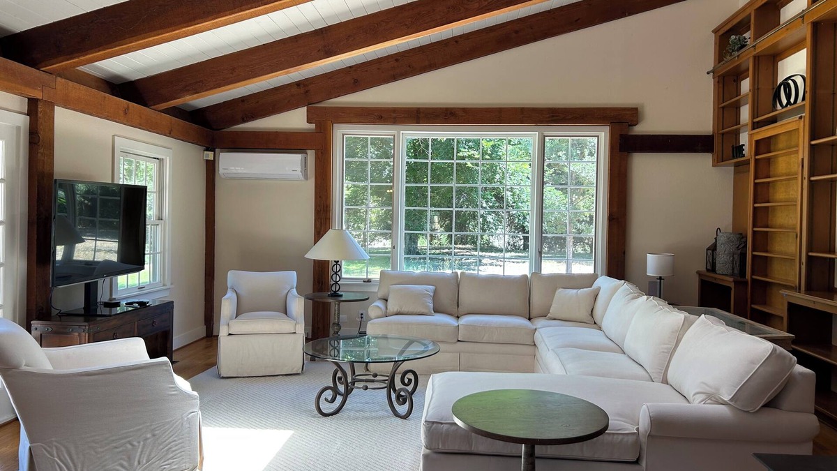 Santa Ynez Other | Charming 6-bedroom farmhouse Retreat with WiFi, AC in fabulous Santa Ynez