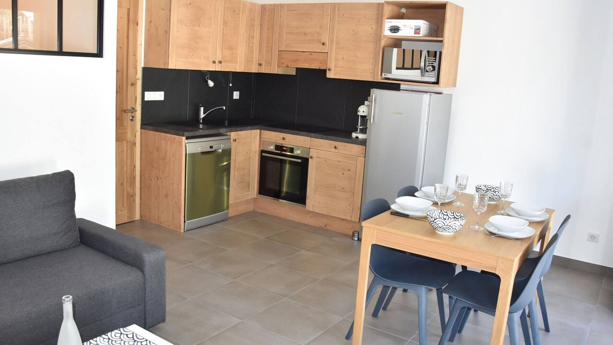 Pralognan-la-Vanoise Apartment | Charming Apartment with Large Terrace, Close to Ski Lift and Aquatic Center
