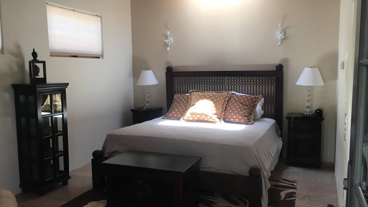 Downtown Santa Fe House | Charming Adobe Casita - Walk to Plaza & Canyon Road!