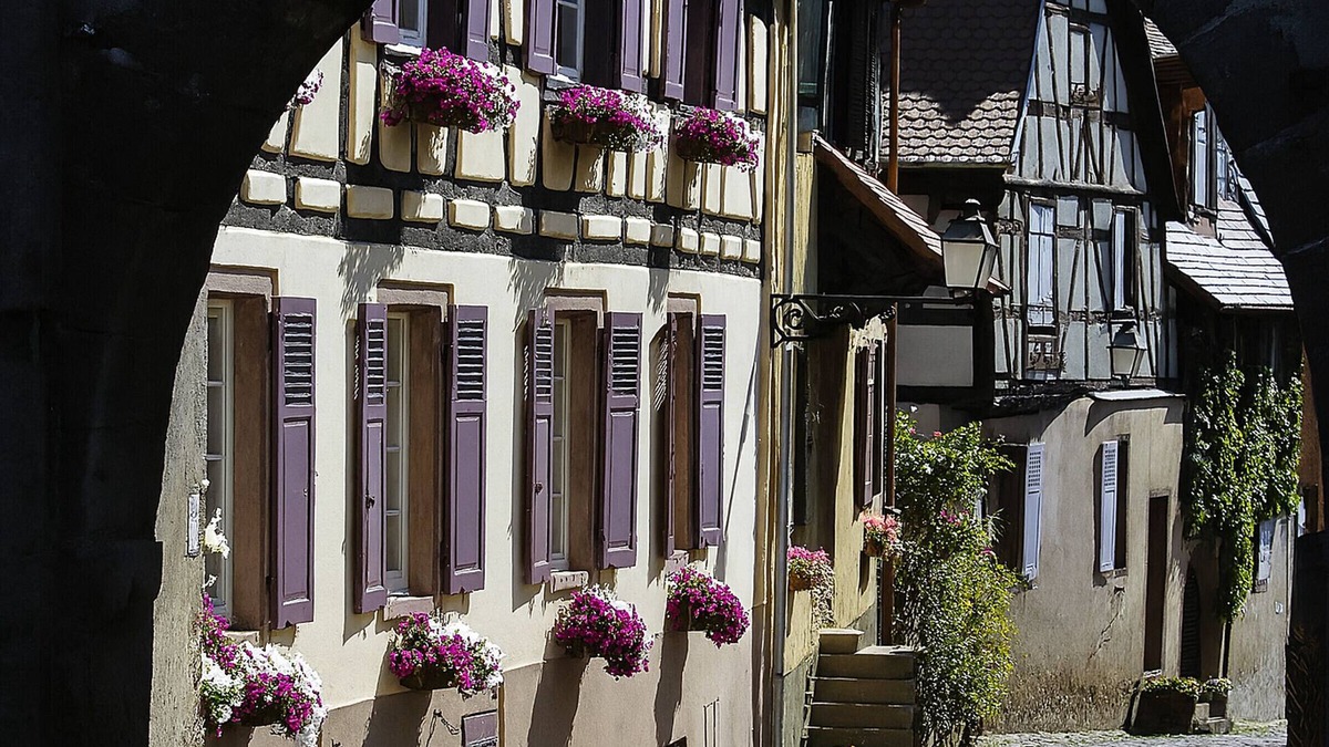 Ammerschwihr Cottage | Charming Alsatian Cottage – 18th Century, 3 Bedrooms, Historic Village, Near Vineyards, Parking Included