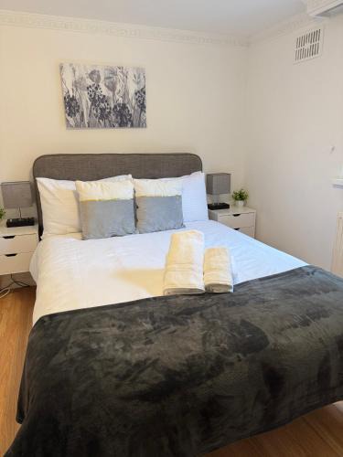 Bryanston and Dorset Square Apartment | Charming and affordable flat for 4 people in Baker Street Zone 1 with breakfast